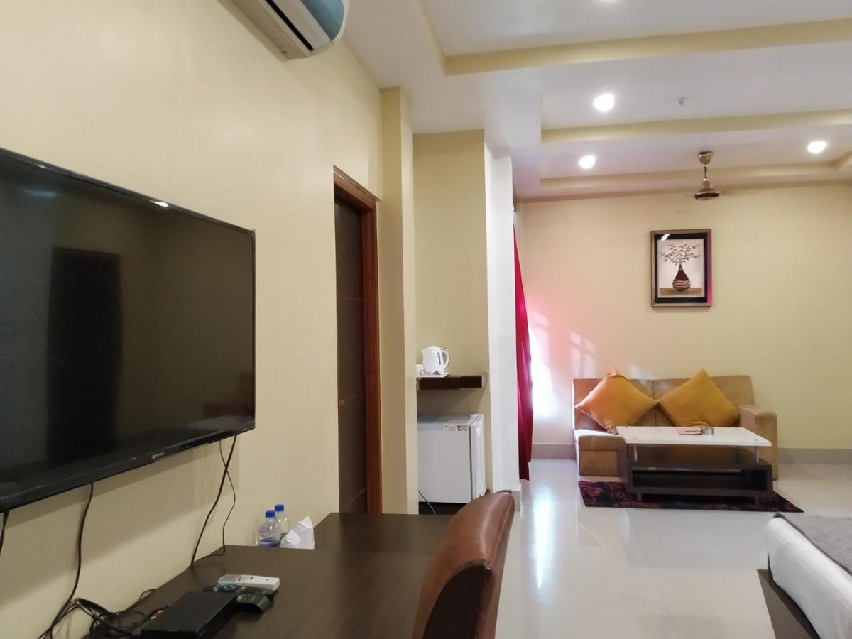 Hotel Sc Continental Itanagar ภายนอก รูปภาพ