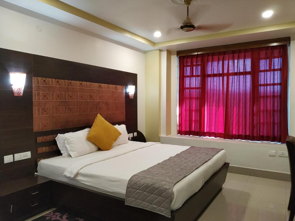 Hotel Sc Continental Itanagar ภายนอก รูปภาพ